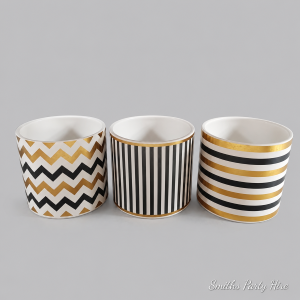 Black & gold vases