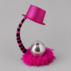 Half moon stand pink & black