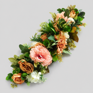 Rose gold flower runner
