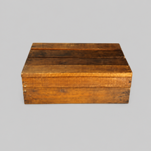 Wooden box 40cm